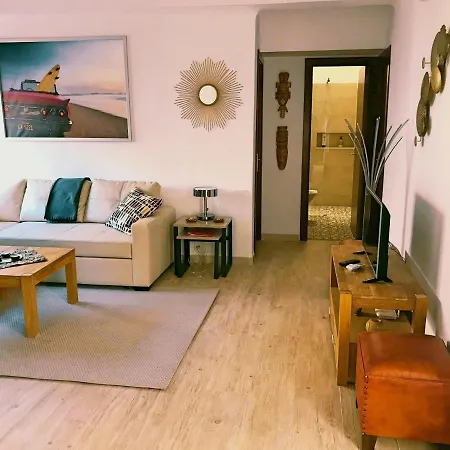 Town House With Patio In Quiet Residential Area 10 Min From * Torremolinos