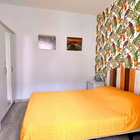 Chalet Town House With Patio In Quiet Residential Area 10 Min From Torremolinos