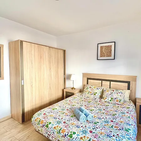 Quiet 3-bedroom House Near Town Hall & Centre * Торремолинос