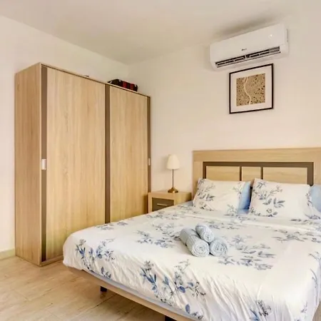 Quiet 3-bedroom House Near Town Hall & Centre Torremolinos